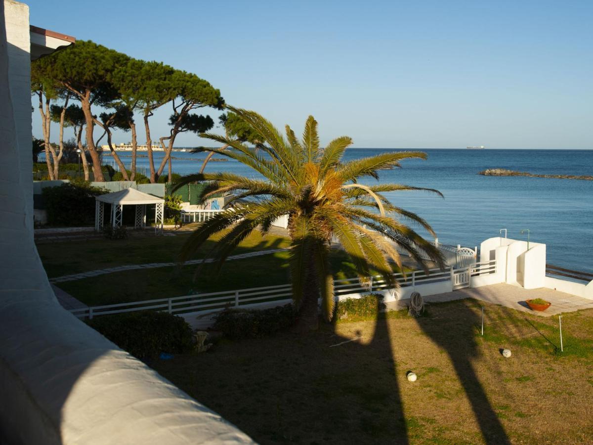 Appartamento Con Accesso Spiaggia Pula Exterior photo